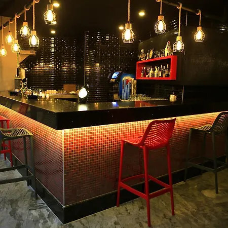 雷米拉城酒店-仅限16岁以上成人 酒店 阿拉尼亚