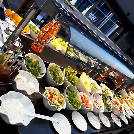 雷米拉城酒店-仅限16岁以上成人